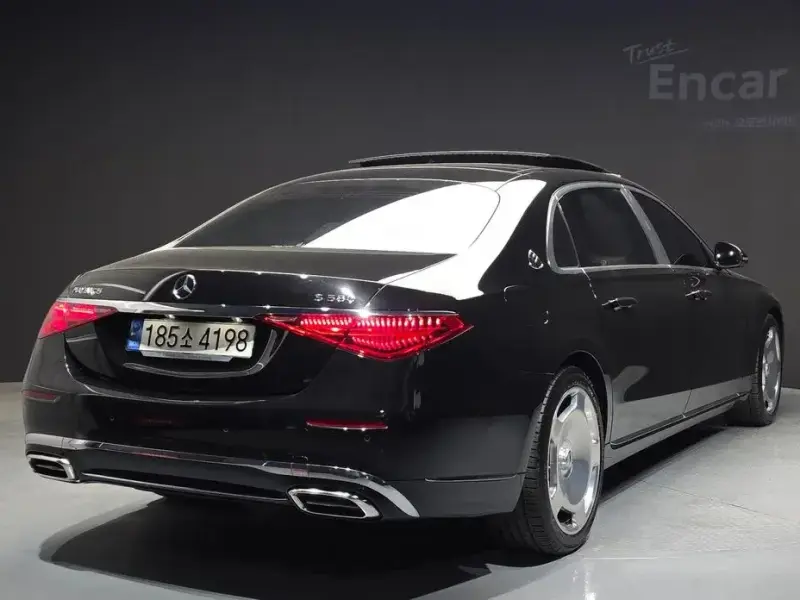 2022 Mercedes-Benz S-Класс с пробегом 119 680 км