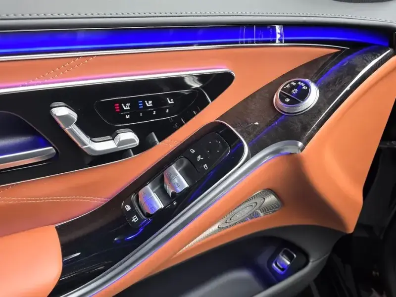 2022 Mercedes-Benz S-Класс с пробегом 119 680 км