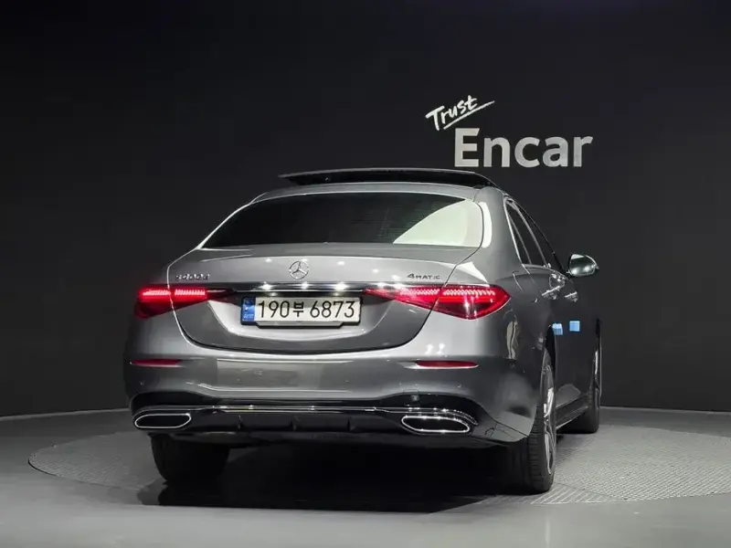 2022 Mercedes-Benz S-Класс с пробегом 63 356 км