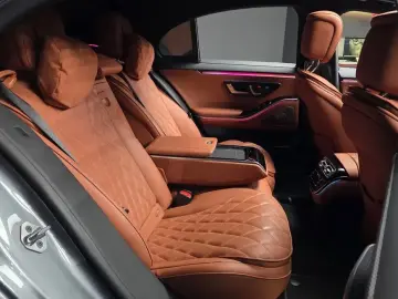 2022 Mercedes-Benz S-Класс с пробегом 63 356 км