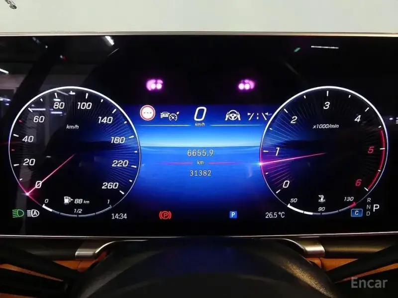2022 Mercedes-Benz S-Класс с пробегом 31 400 км