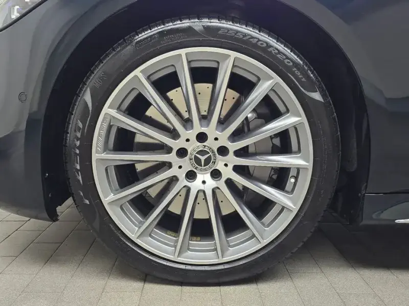 2022 Mercedes-Benz S-Класс с пробегом 35 298 км