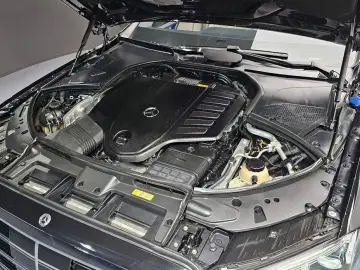 2022 Mercedes-Benz S-Класс с пробегом 135 709 км