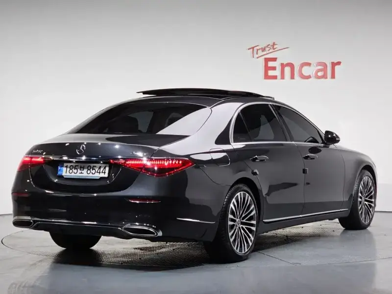 2023 Mercedes-Benz S-Класс с пробегом 60 736 км