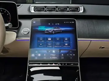 2022 Mercedes-Benz S-Класс с пробегом 135 709 км