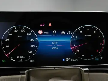 2023 Mercedes-Benz S-Класс с пробегом 60 736 км