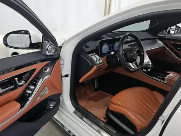 2022 Mercedes-Benz S-Класс с пробегом 50 315 км