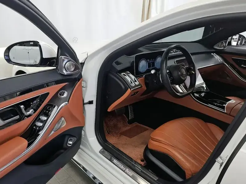 2022 Mercedes-Benz S-Класс с пробегом 50 315 км