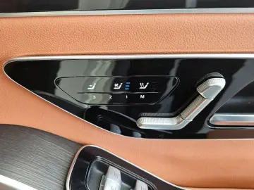 2022 Mercedes-Benz S-Класс с пробегом 50 315 км