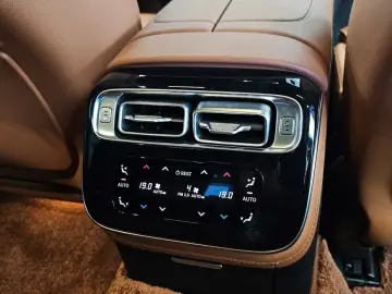 2022 Mercedes-Benz S-Класс с пробегом 50 315 км