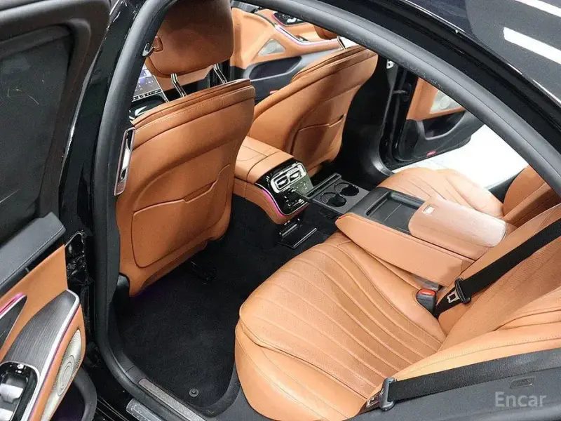 2022 Mercedes-Benz S-Класс с пробегом 85 827 км