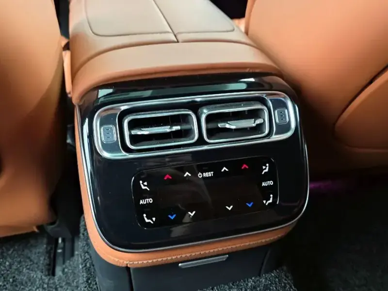 2023 Mercedes-Benz S-Класс с пробегом 71 091 км