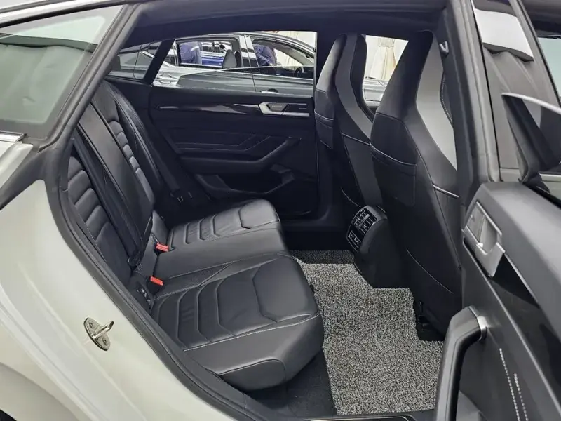 2022 Volkswagen Arteon с пробегом 61 681 км