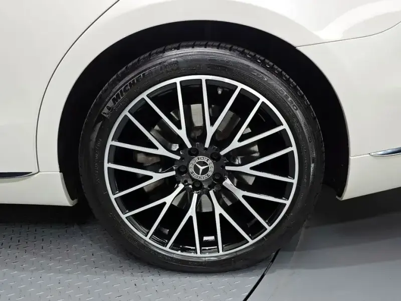 2022 Mercedes-Benz S-Класс с пробегом 98 417 км