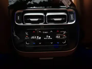 2022 Mercedes-Benz S-Класс с пробегом 98 417 км