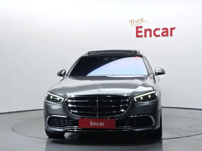 2023 Mercedes-Benz S-Класс с пробегом 17 266 км