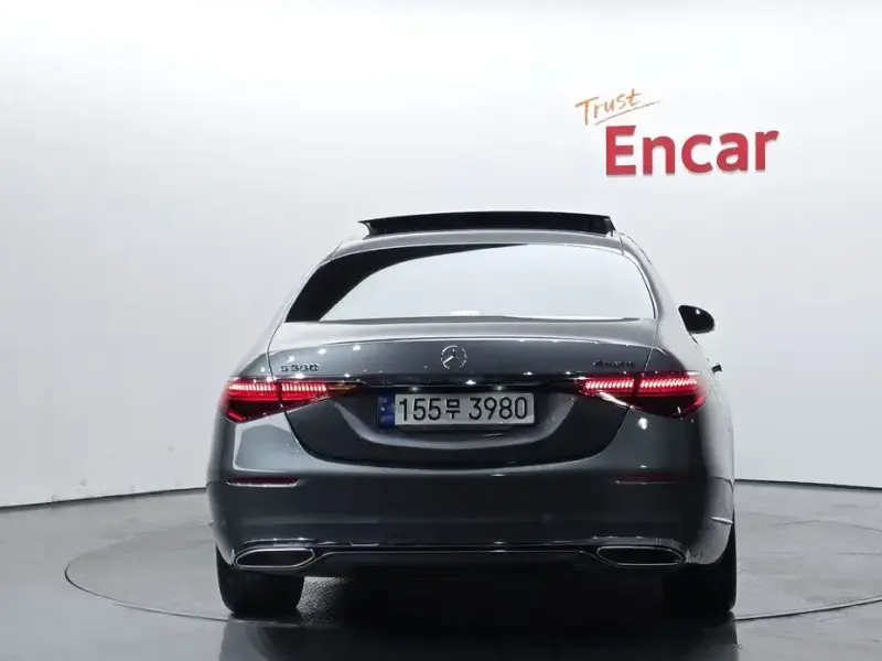 2023 Mercedes-Benz S-Класс с пробегом 17 266 км