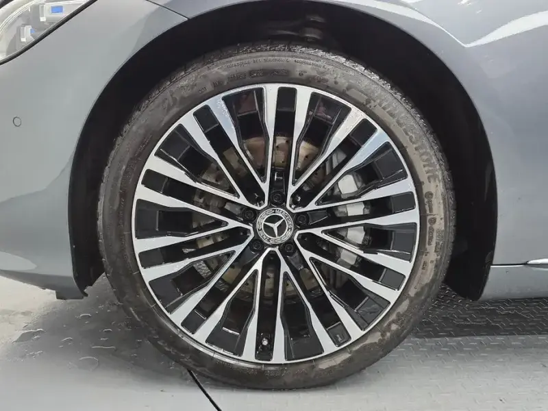 2023 Mercedes-Benz S-Класс с пробегом 17 266 км
