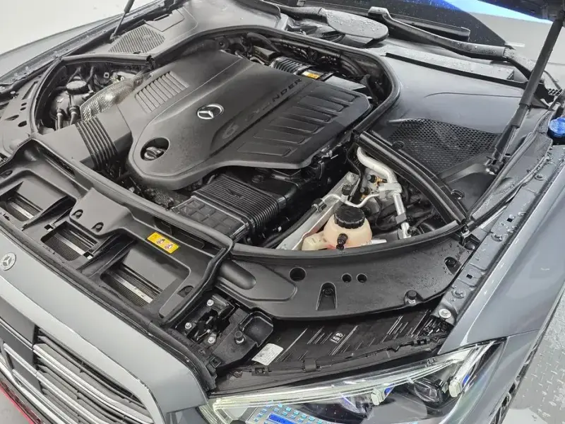 2023 Mercedes-Benz S-Класс с пробегом 17 266 км
