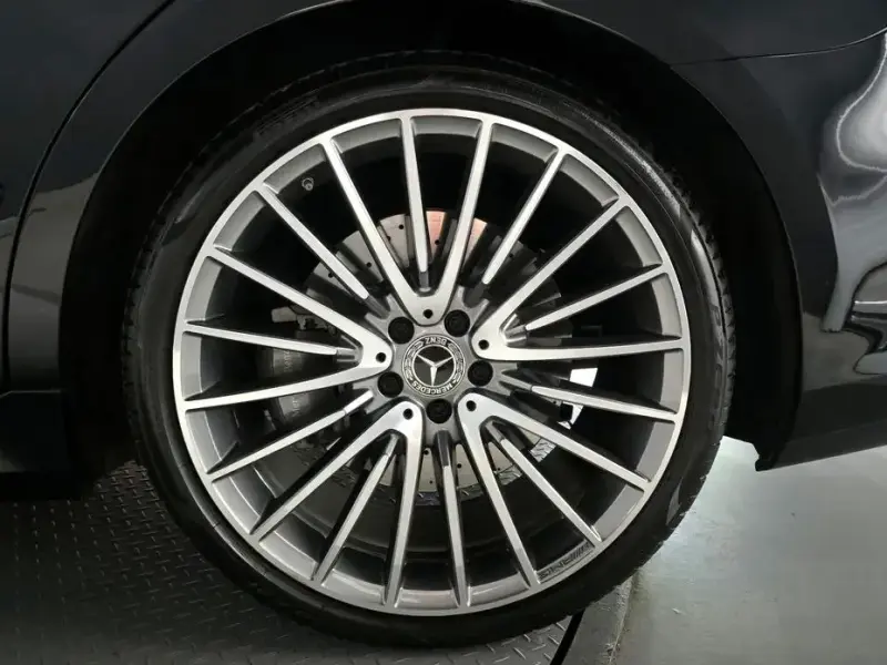 2023 Mercedes-Benz S-Класс с пробегом 23 777 км