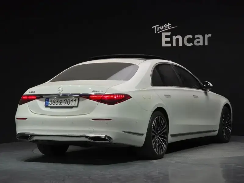 2023 Mercedes-Benz S-Класс с пробегом 18 384 км
