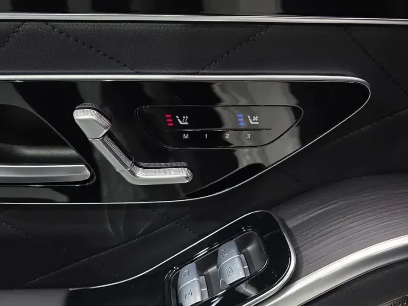 2023 Mercedes-Benz S-Класс с пробегом 18 384 км