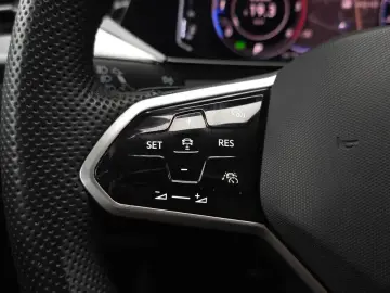 2022 Volkswagen Arteon с пробегом 63 015 км