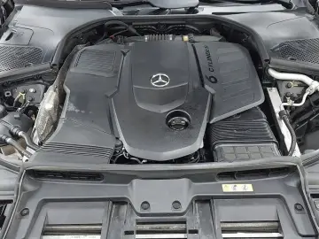 2022 Mercedes-Benz S-Класс с пробегом 45 581 км