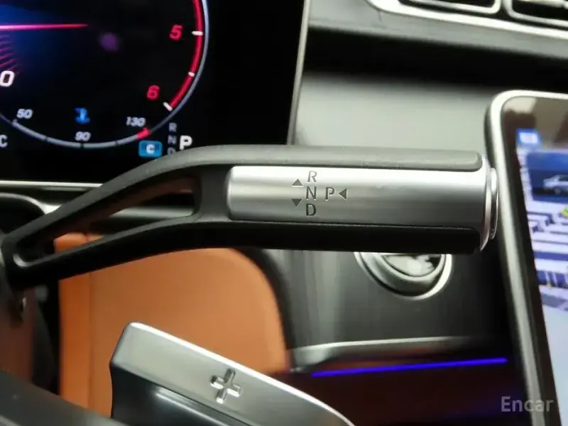 2022 Mercedes-Benz S-Класс с пробегом 65 483 км
