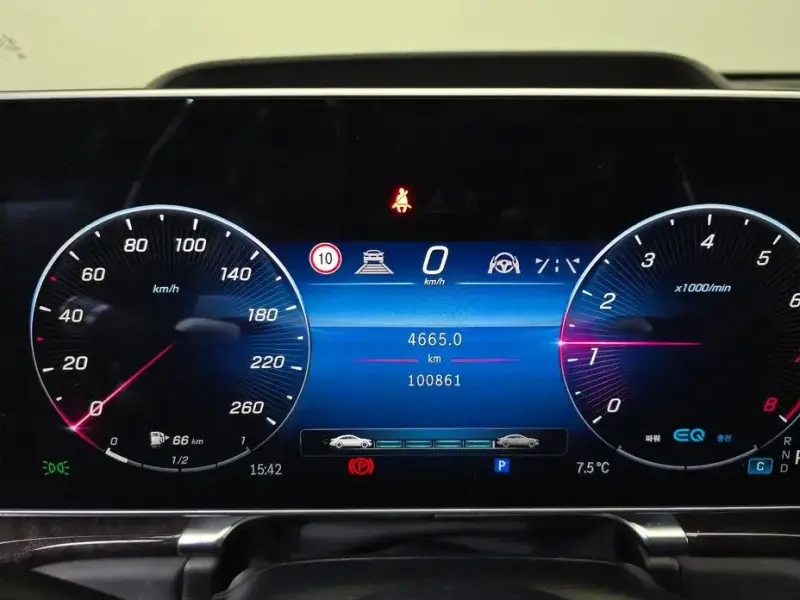 2022 Mercedes-Benz S-Класс с пробегом 100 861 км
