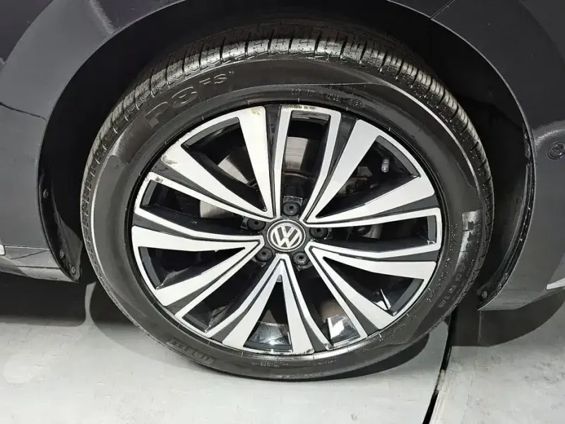 2019 Volkswagen Arteon с пробегом 37 415 км