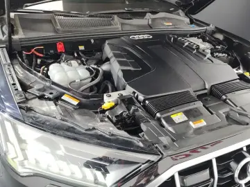 2021 Audi Q7 с пробегом 97 704 км