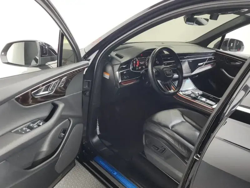 2021 Audi Q7 с пробегом 97 704 км