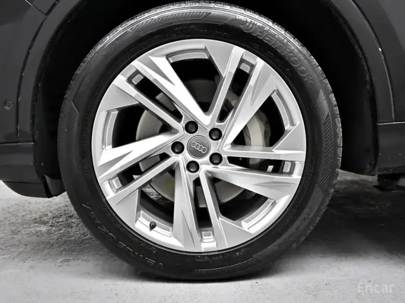 2021 Audi Q7 с пробегом 63 592 км