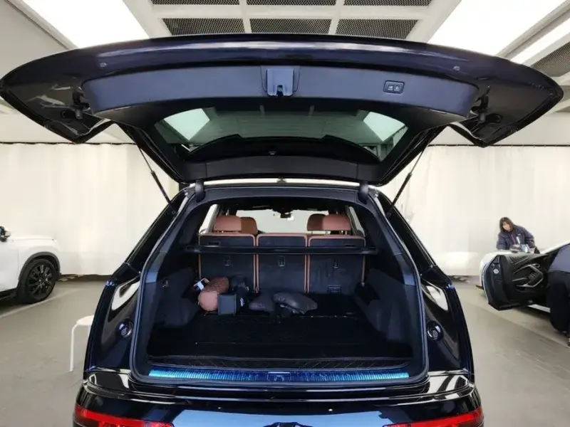 2021 Audi Q7 с пробегом 63 592 км