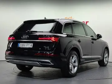 2022 Audi Q7 с пробегом 50 911 км