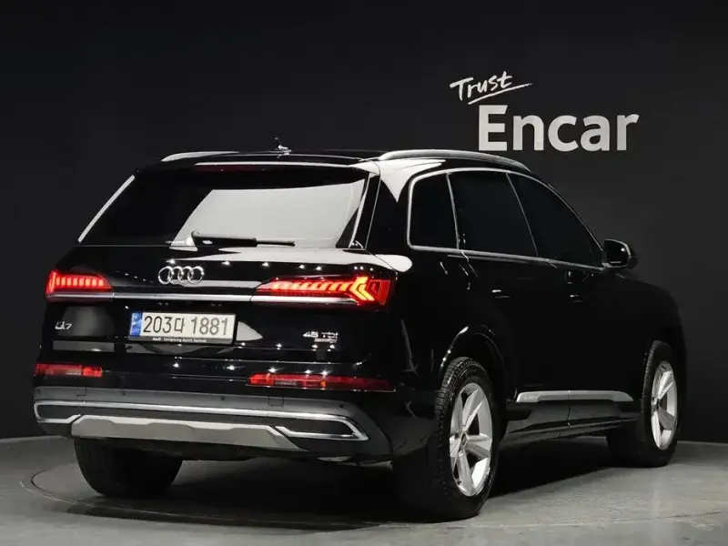 2022 Audi Q7 с пробегом 112 340 км