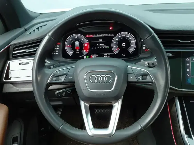 2021 Audi Q7 с пробегом 87 650 км