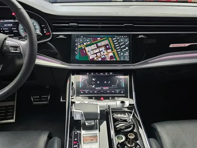 2021 Audi Q8 с пробегом 63 562 км