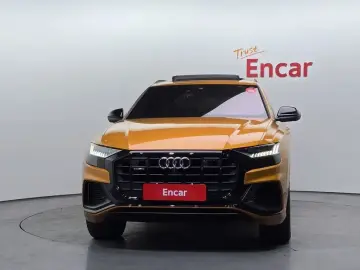 2021 Audi Q8 с пробегом 47 250 км