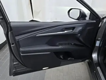 2025 Toyota Camry с пробегом 5 180 км