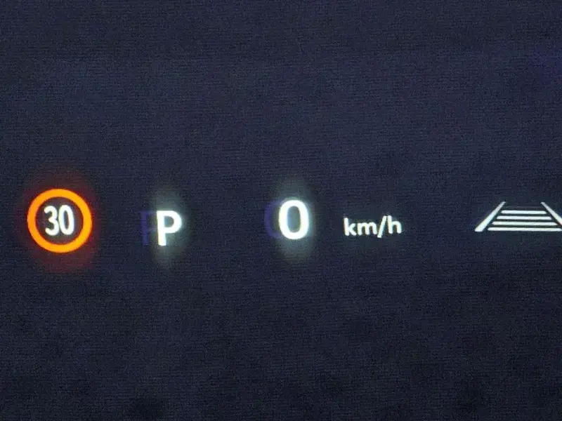 2025 Toyota Camry с пробегом 3 912 км