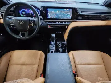 2025 Toyota Camry с пробегом 8 571 км