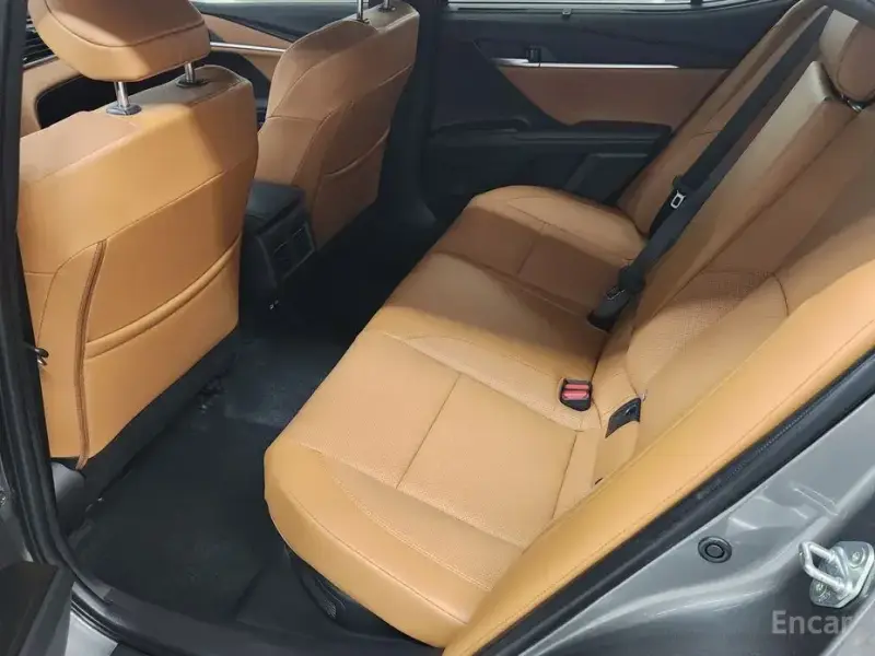 2025 Toyota Camry с пробегом 8 571 км