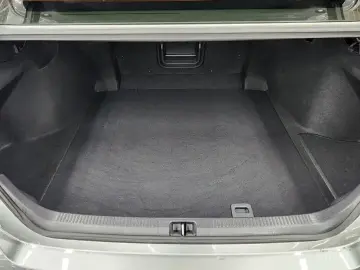 2025 Toyota Camry с пробегом 8 571 км