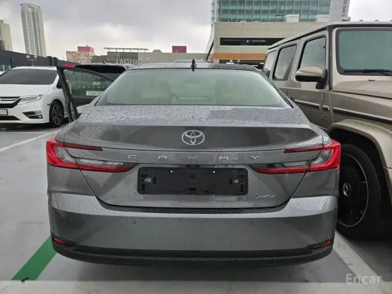 2026 Toyota Camry с пробегом 5 км