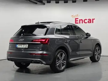 2021 Audi Q5 с пробегом 29 593 км