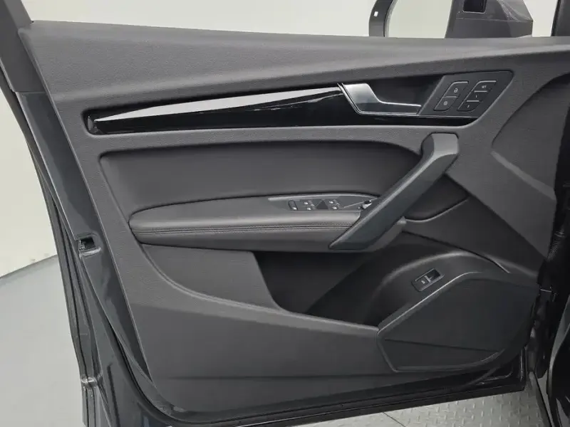2021 Audi Q5 с пробегом 29 593 км
