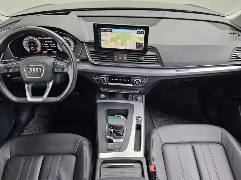 2023 Audi Q5 с пробегом 10 667 км