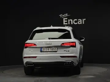 2023 Audi Q5 с пробегом 24 065 км